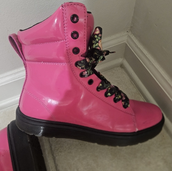 Rare Dr Martens Combat Boot Barbie Core Hot Pink Mix Style Womens US 9 EU 41 - Picture 10 of 15